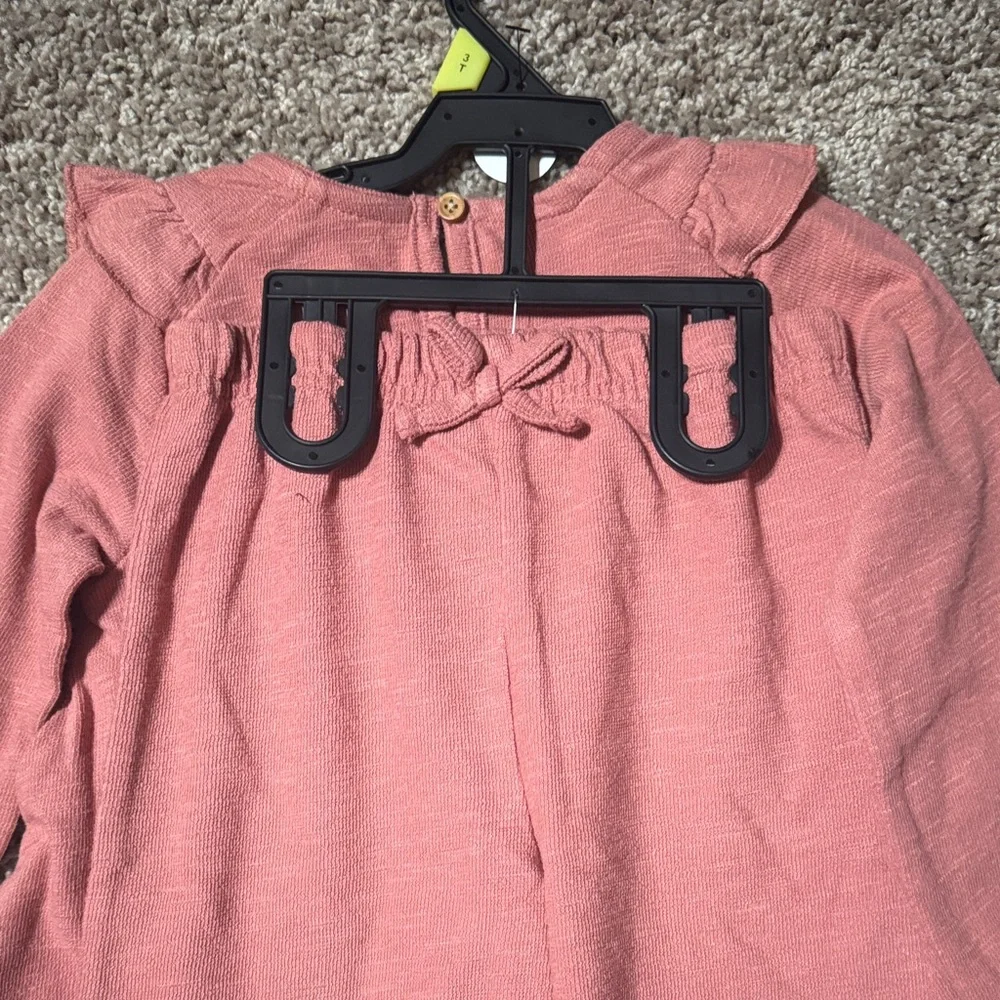 Pink Ruffled Girl Outfit Set - Picture 6 of 6